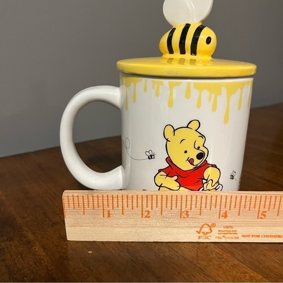 BN DISNEY WINNIE THE POOH HUNNY POT CERAMIC MUG WITH LID - Picture 4 of 10